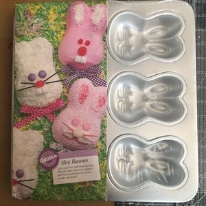Wilton mini Bunnies pan